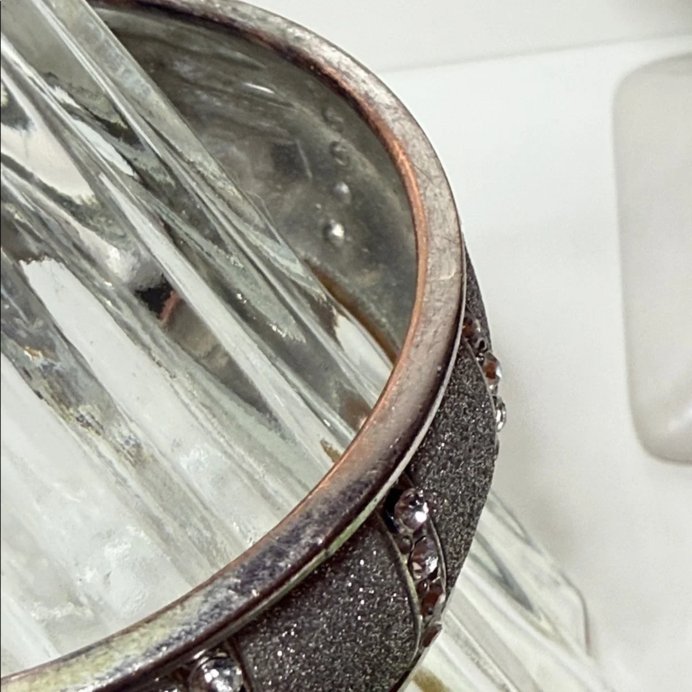 Vintage hinged Silver Glitter rhinestone clamper Bangle bracelet